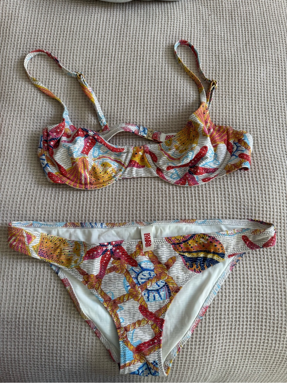 Solid and Stripes Colorful Seashell Print Bikini Set- Size M